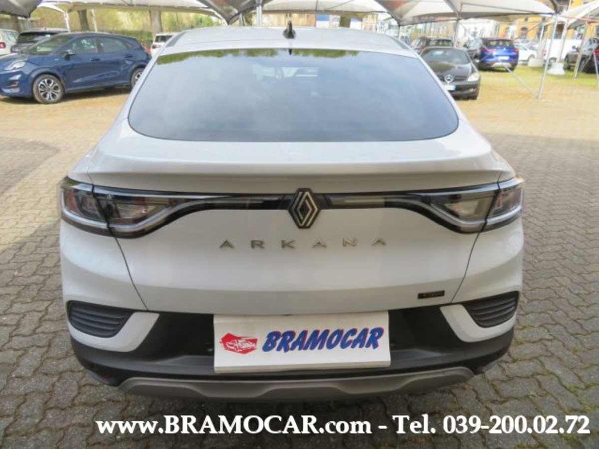 Renault Arkana 1.6 full hybrid Techno 145cv (7)