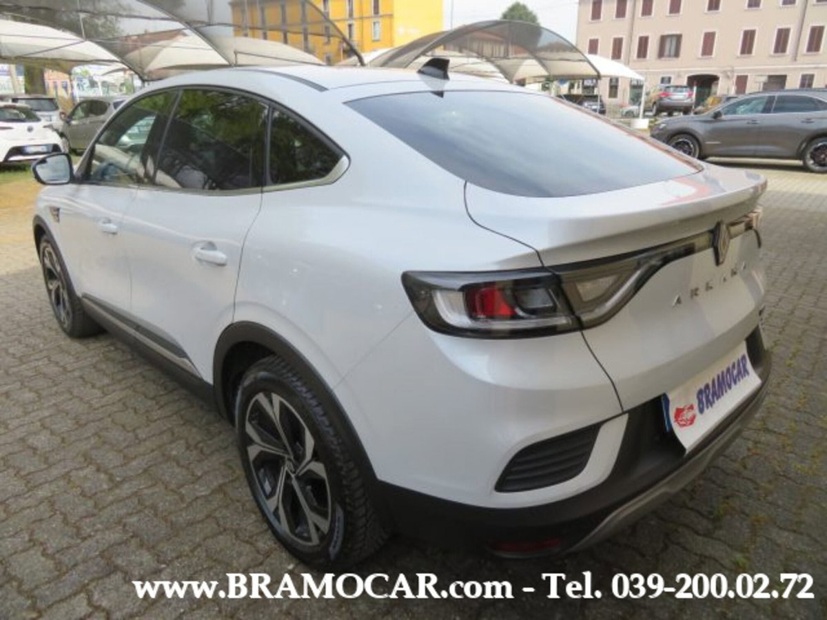 Renault Arkana 1.6 full hybrid Techno 145cv (8)