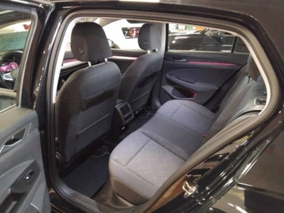 Volkswagen Golf 1.0 TSI EVO Life (7)