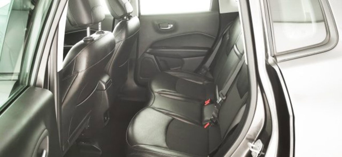 Jeep Compass 1.4 MultiAir 2WD Night Eagle (15)