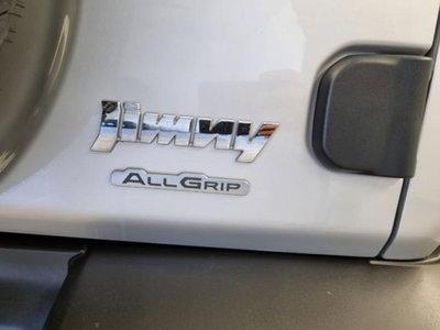 Suzuki Jimny 1.5 5MT Top (16)
