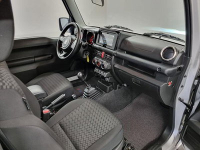 Suzuki Jimny 1.5 5MT Top (18)