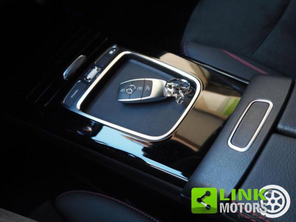 Mercedes-Benz CLA Shooting Brake 200 AMG Line Premium Plus auto (16)