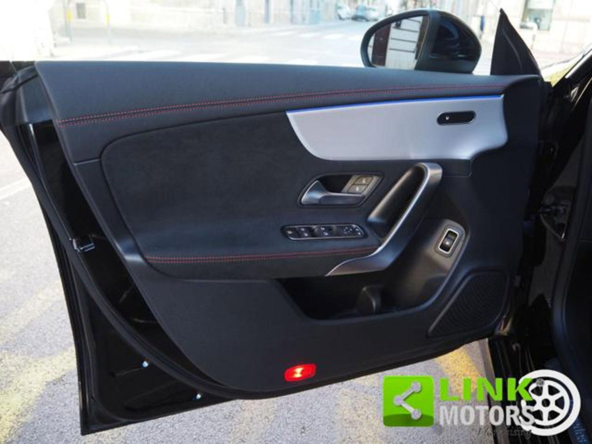 Mercedes-Benz CLA Shooting Brake 200 AMG Line Premium Plus auto (20)