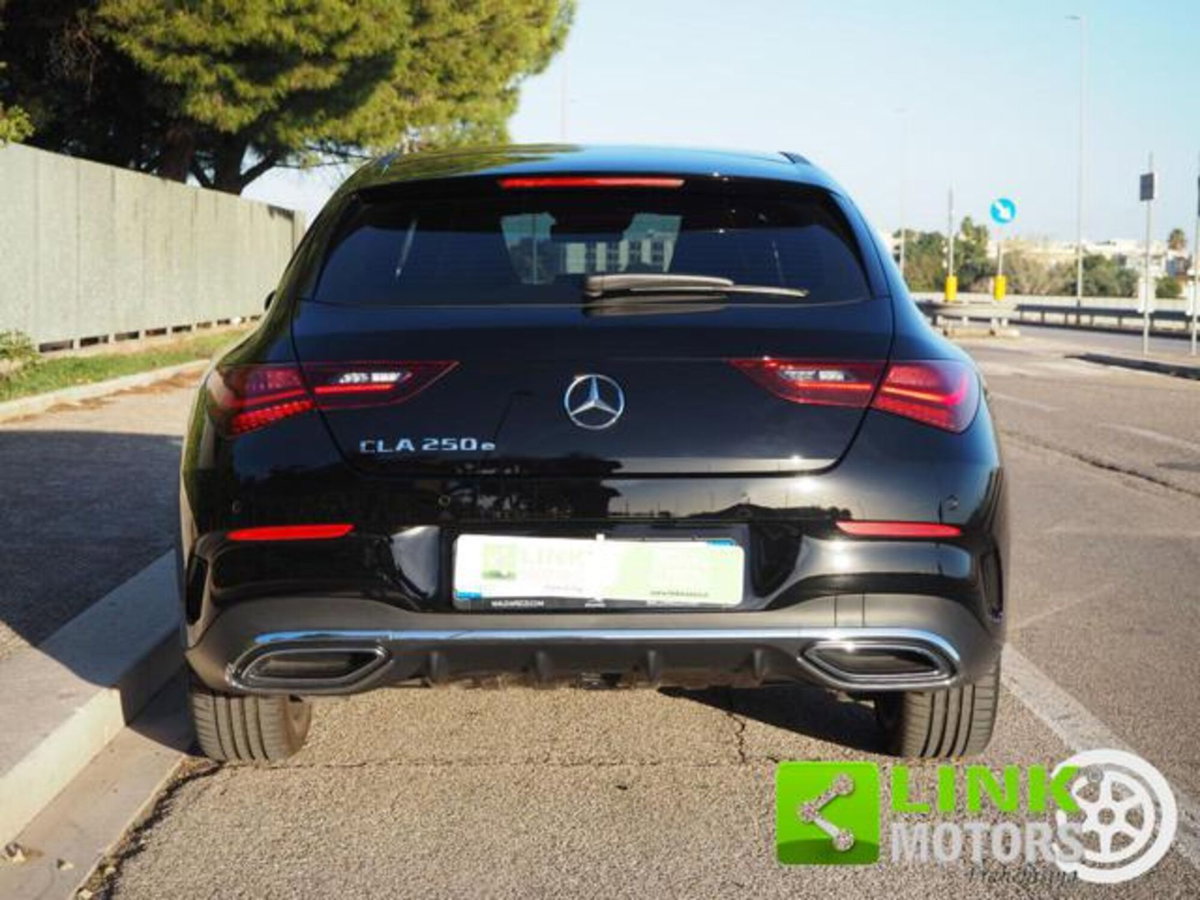 Mercedes-Benz CLA Shooting Brake 200 AMG Line Premium Plus auto (9)