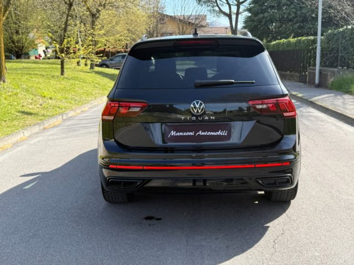 Volkswagen Tiguan 1.5 TSI 150 CV DSG ACT R-Line (14)
