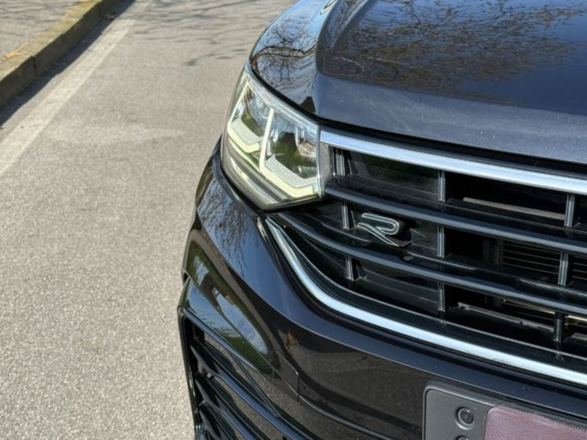 Volkswagen Tiguan 1.5 TSI 150 CV DSG ACT R-Line (18)