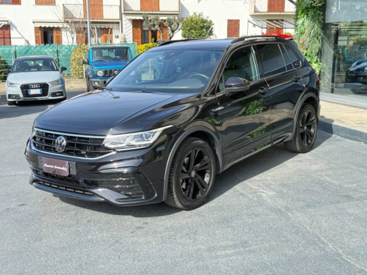 Volkswagen Tiguan 1.5 TSI 150 CV DSG ACT R-Line (3)