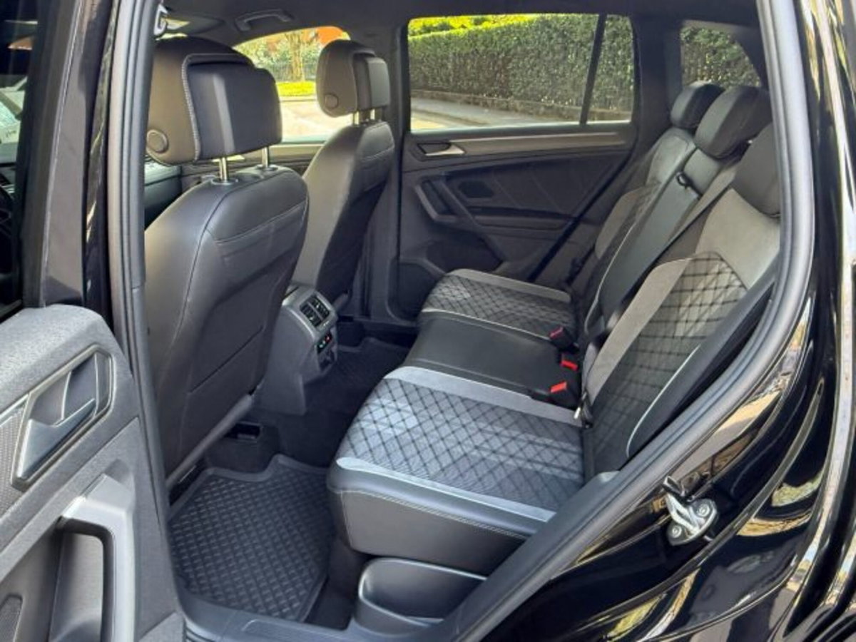 Volkswagen Tiguan 1.5 TSI 150 CV DSG ACT R-Line (8)