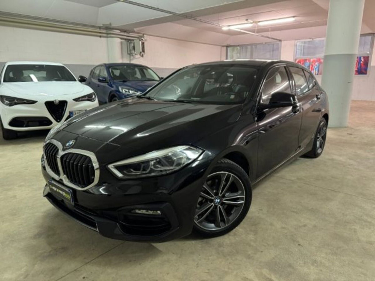 BMW Serie 1 116d 2.0 116CV cat 5 porte Attiva DPF