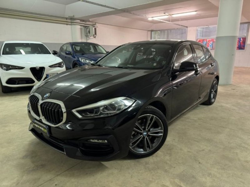 BMW Serie 1 116d 2.0 116CV cat 5 porte Attiva DPF