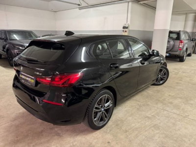BMW Serie 1 116d 2.0 116CV cat 5 porte Attiva DPF (3)