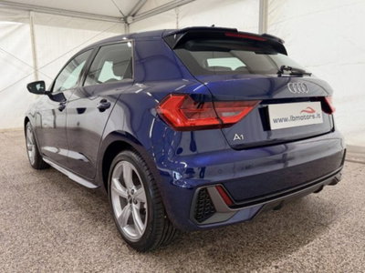 Audi A1 Sportback 30 TFSI S tronic Identity Black (4)