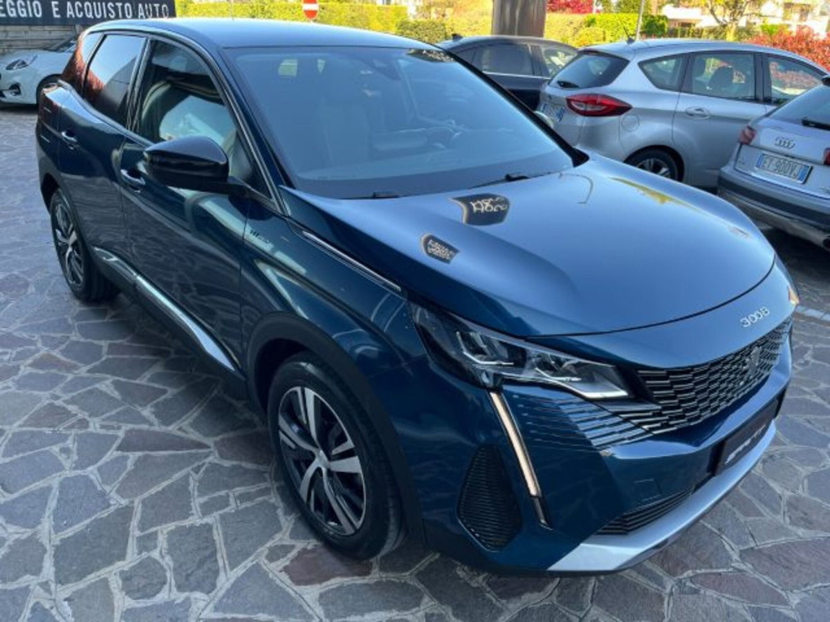 Peugeot 3008 Hybrid 225 e-EAT8 Allure (18)