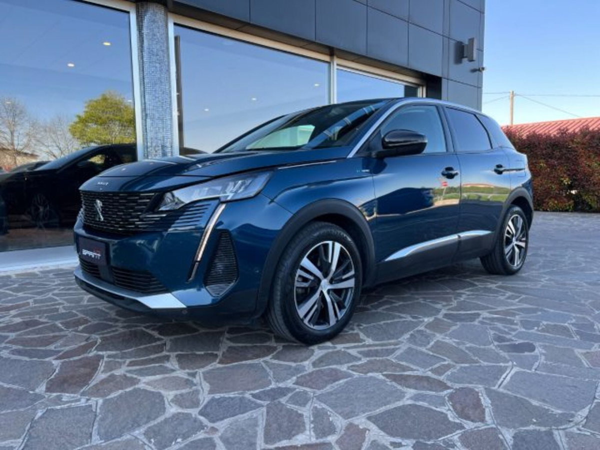 Peugeot 3008 Hybrid 225 e-EAT8 Allure (7)