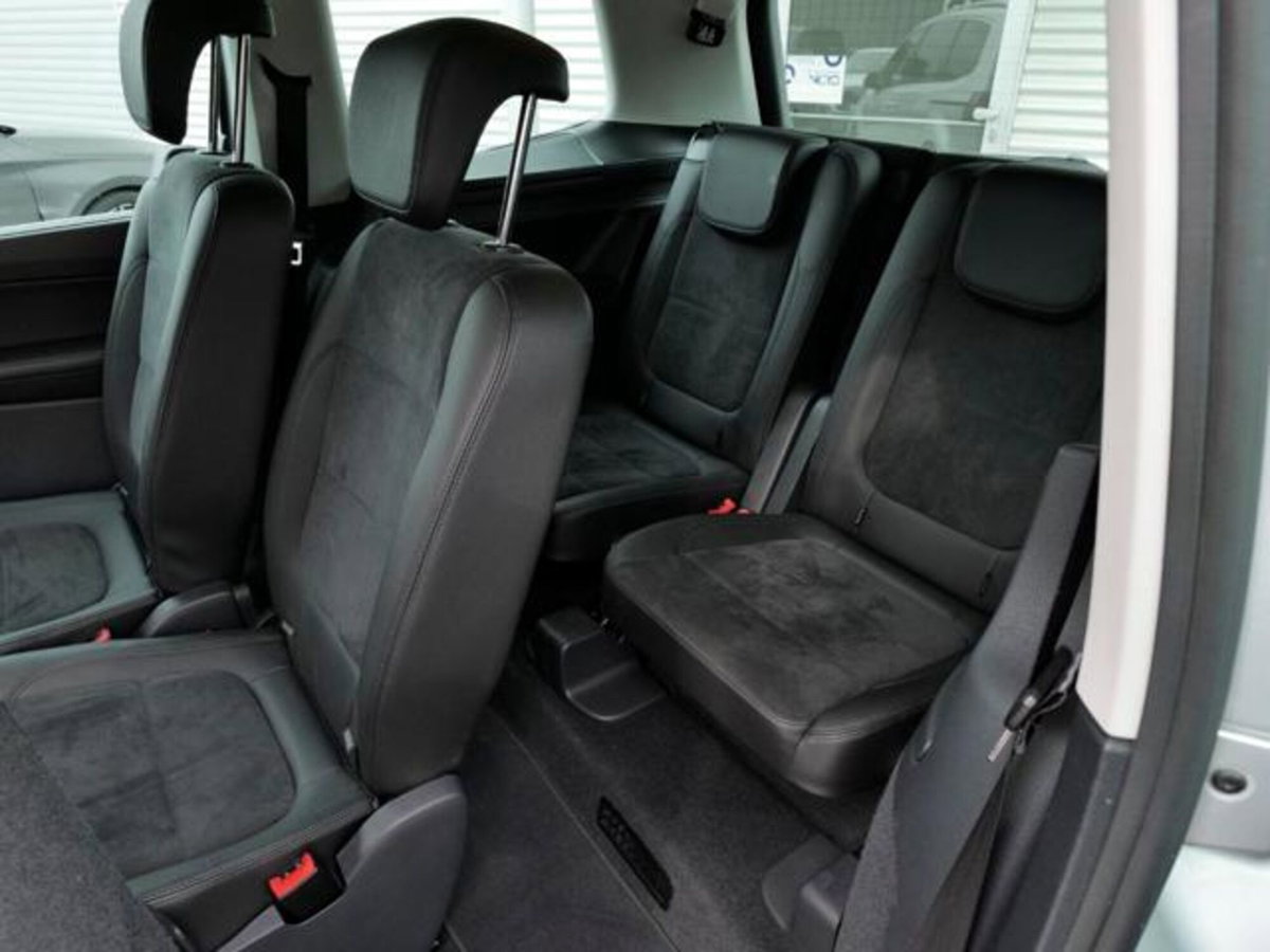 Volkswagen Sharan 2.0 TDI 150 CV SCR DSG Highline BlueMotion Tech. (8)