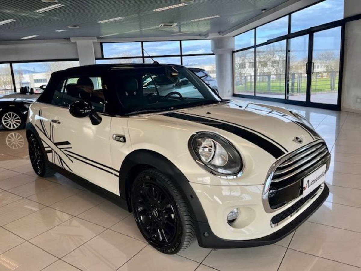 MINI Mini Cabrio 1.5 Cooper Cabrio