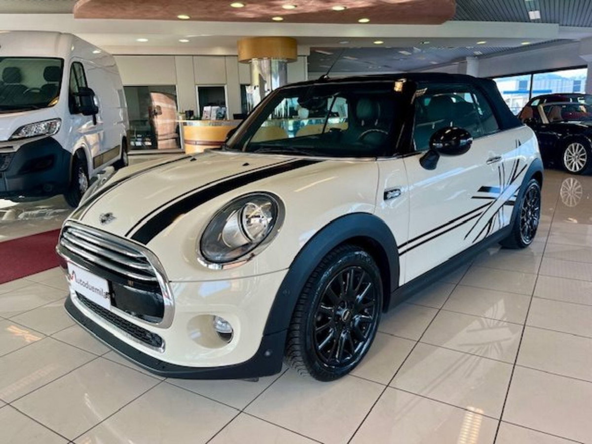 MINI Mini Cabrio 1.5 Cooper Cabrio (3)
