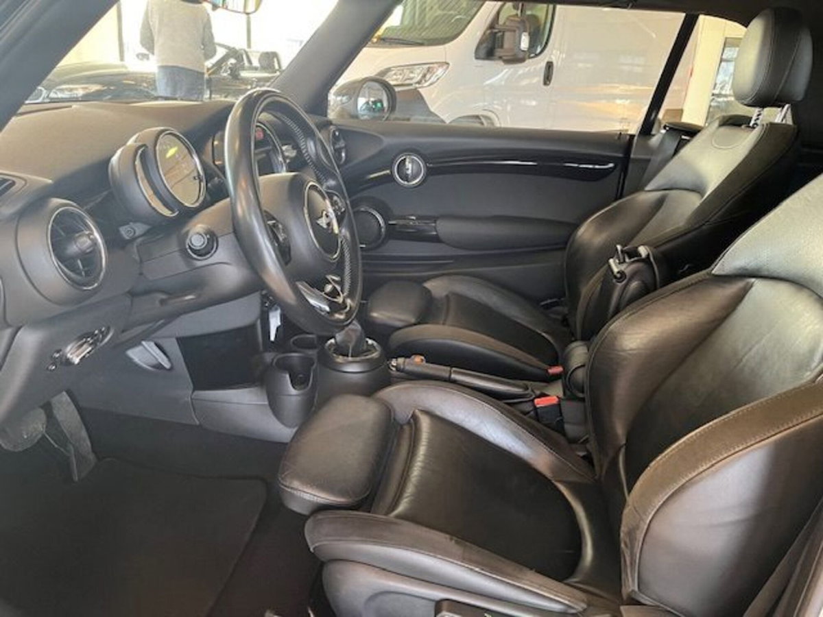 MINI Mini Cabrio 1.5 Cooper Cabrio (7)