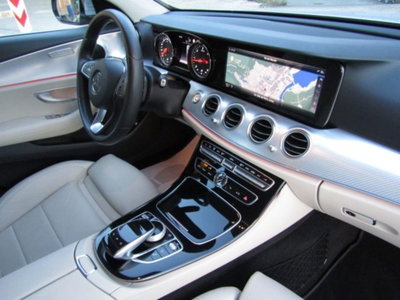 Mercedes-Benz Classe E Station Wagon 220 d 4Matic Auto Sport All-Terrain (15)