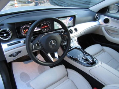Mercedes-Benz Classe E Station Wagon 220 d 4Matic Auto Sport All-Terrain (8)