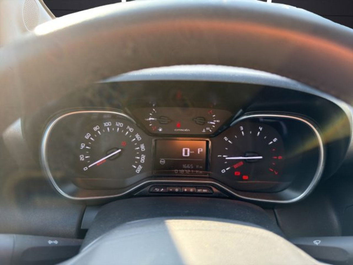 Citroen C3 Aircross PureTech 130 S&S EAT6 Shine (11)