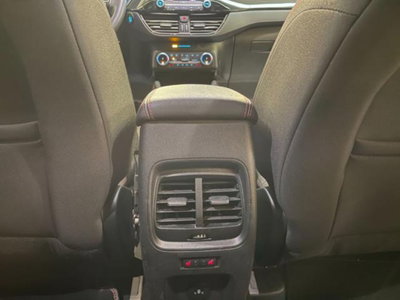 Ford Kuga 2.5 Plug In Hybrid 225 CV CVT 2WD ST-Line (13)