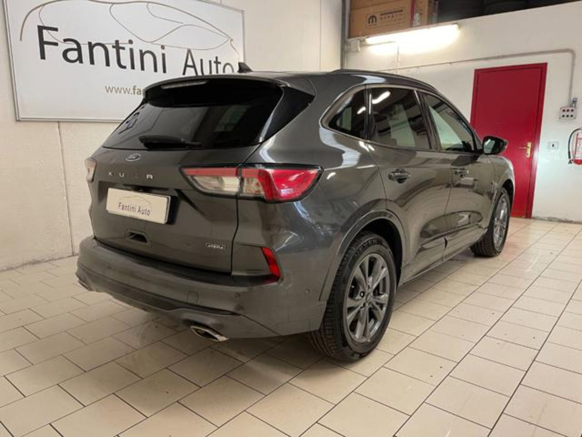 Ford Kuga 2.5 Plug In Hybrid 225 CV CVT 2WD ST-Line (3)