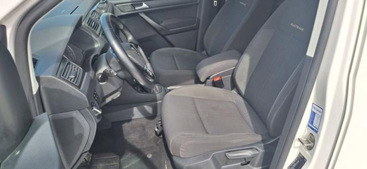 Volkswagen Caddy 2.0 TDI 122 CV 4MOTION Alltrack (17)