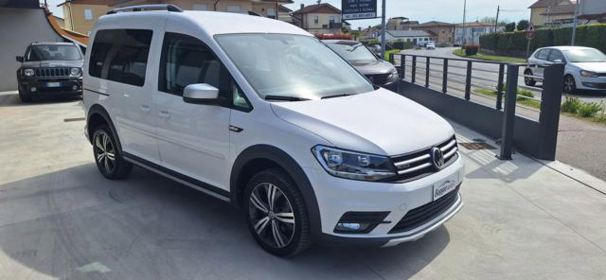 Volkswagen Caddy 2.0 TDI 122 CV 4MOTION Alltrack (7)