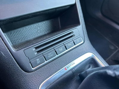 Volkswagen Tiguan 2.0 TDI DPF 4MOTION DSG Sport & Style (11)