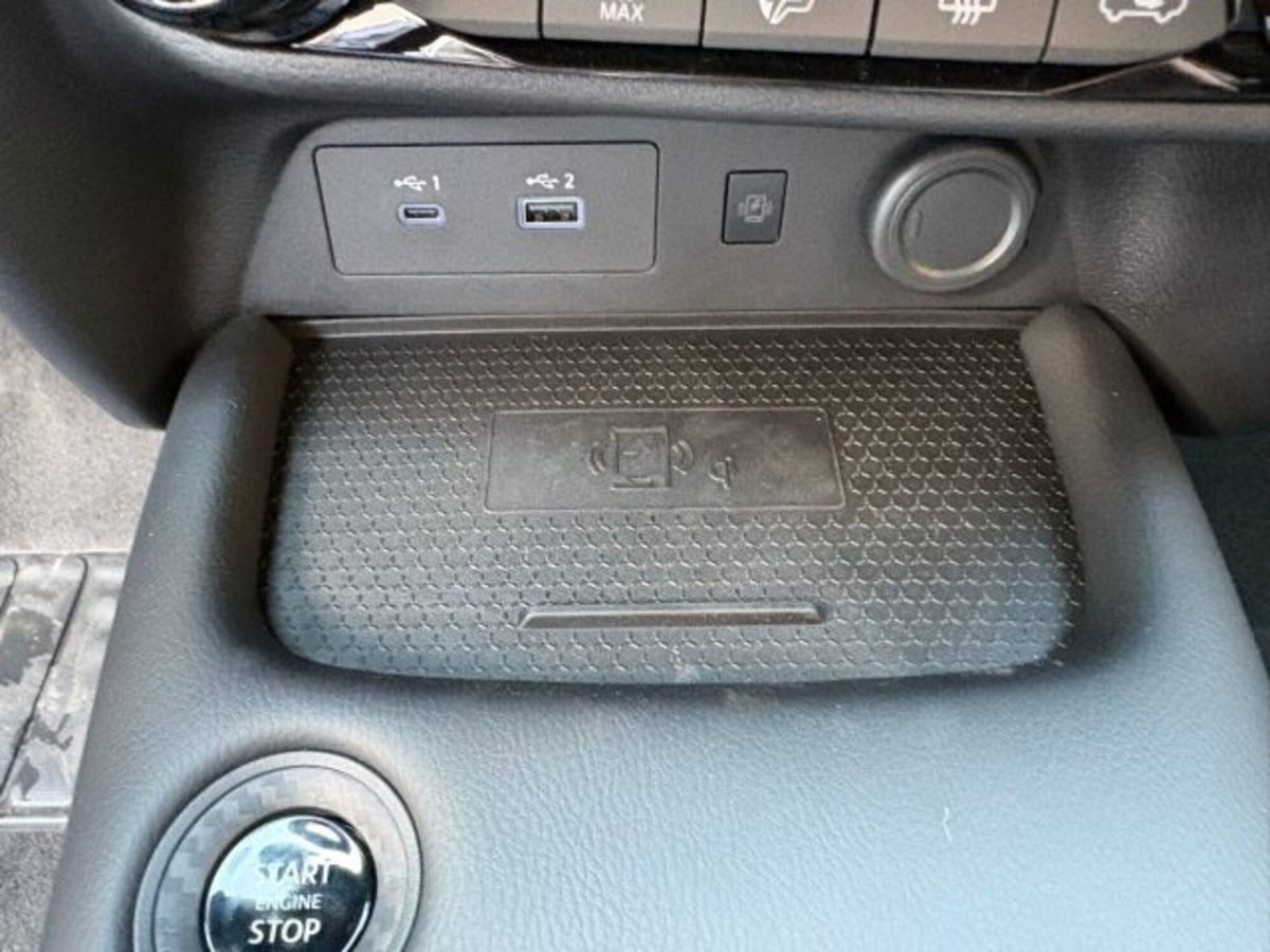 Nissan Juke 1.0 dig-t N-Connecta 114cv (12)