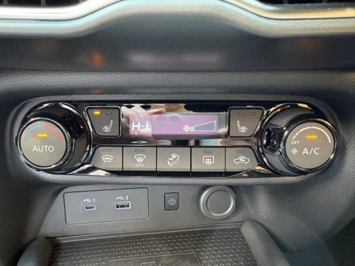 Nissan Juke 1.0 dig-t N-Connecta 114cv (16)