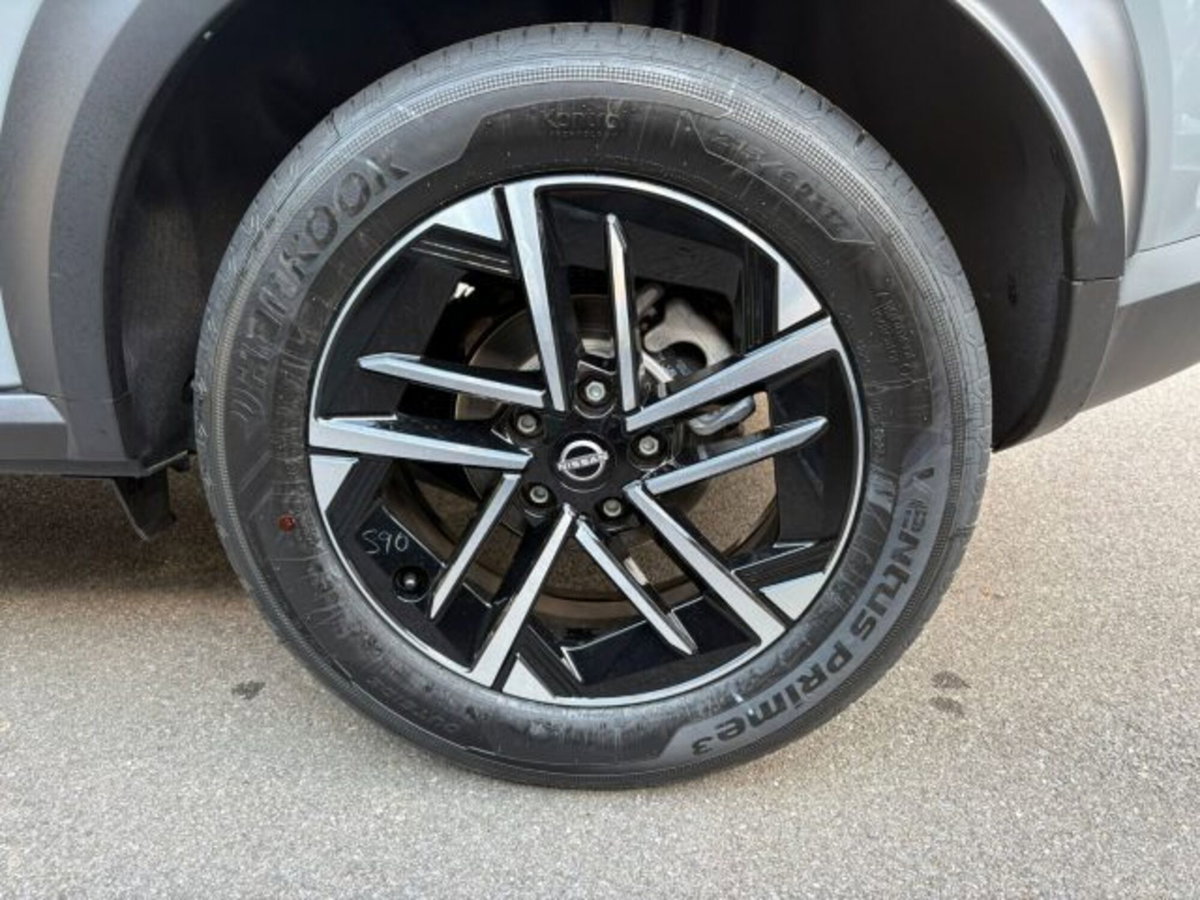 Nissan Juke 1.0 dig-t N-Connecta 114cv (18)