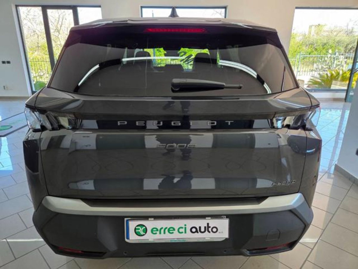 Peugeot 5008 1.2 hybrid GT 145cv 5p.ti e-dcs6 (3)