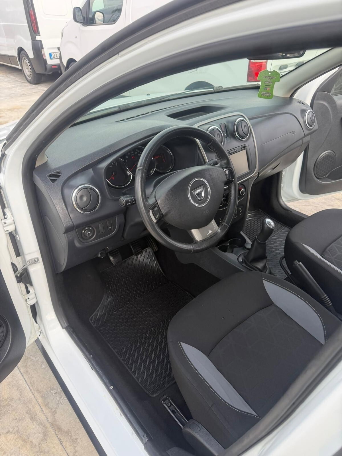 Dacia Sandero Stepway 1.5 dCi 8V 90CV Prestige (8)