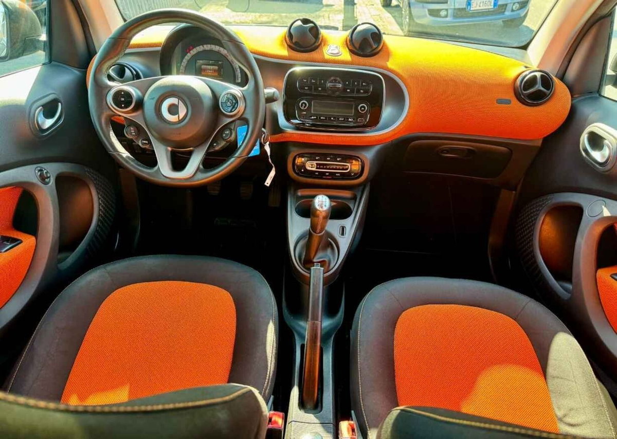 smart Fortwo 1000 52 kW MHD coupé passion (11)