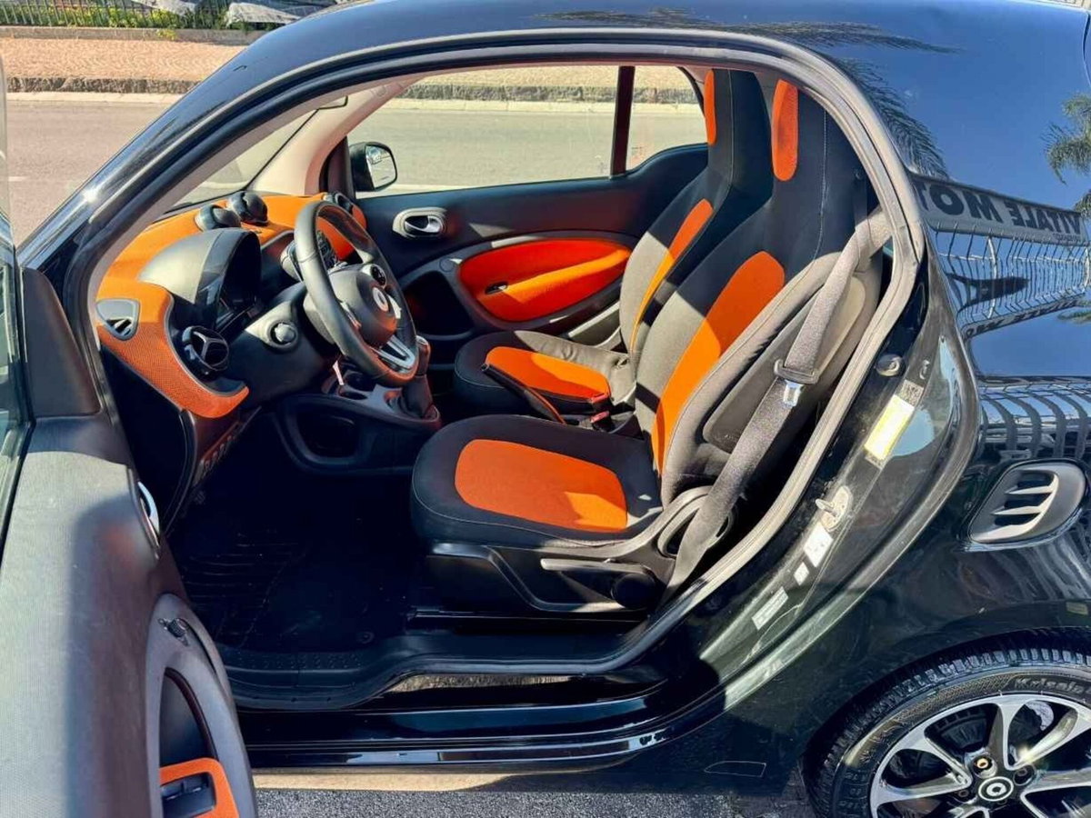 smart Fortwo 1000 52 kW MHD coupé passion (13)