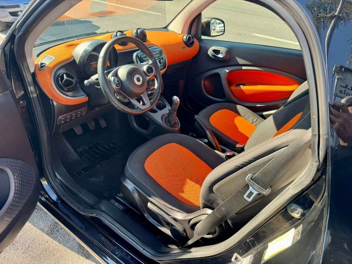 smart Fortwo 1000 52 kW MHD coupé passion (14)