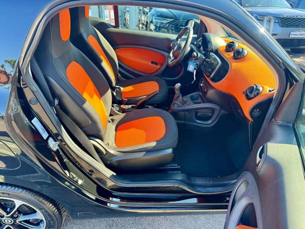 smart Fortwo 1000 52 kW MHD coupé passion (15)