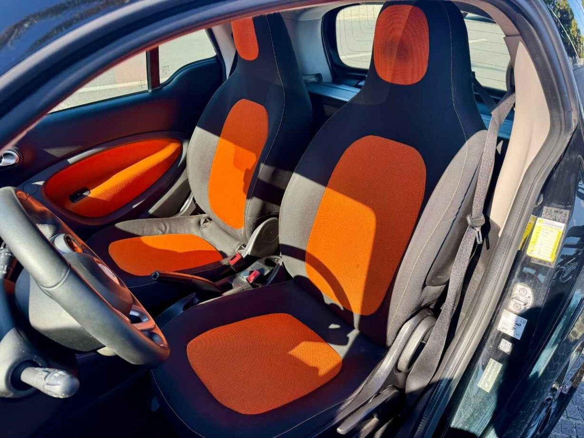smart Fortwo 1000 52 kW MHD coupé passion (17)