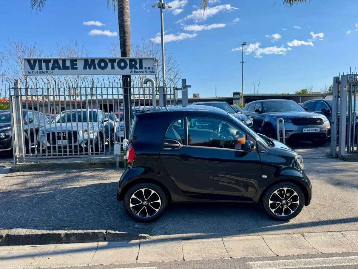 smart Fortwo 1000 52 kW MHD coupé passion (7)