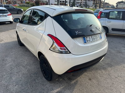 Lancia Ypsilon 1.2 69 CV 5 porte GPL Ecochic Gold (5)