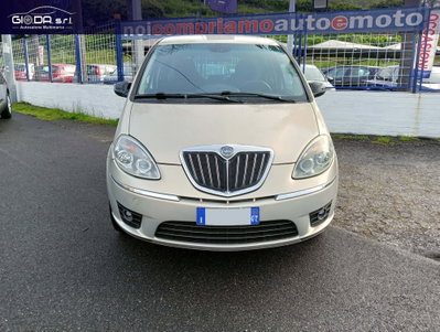 Lancia Musa 1.4 16V DFN Platinum (2)