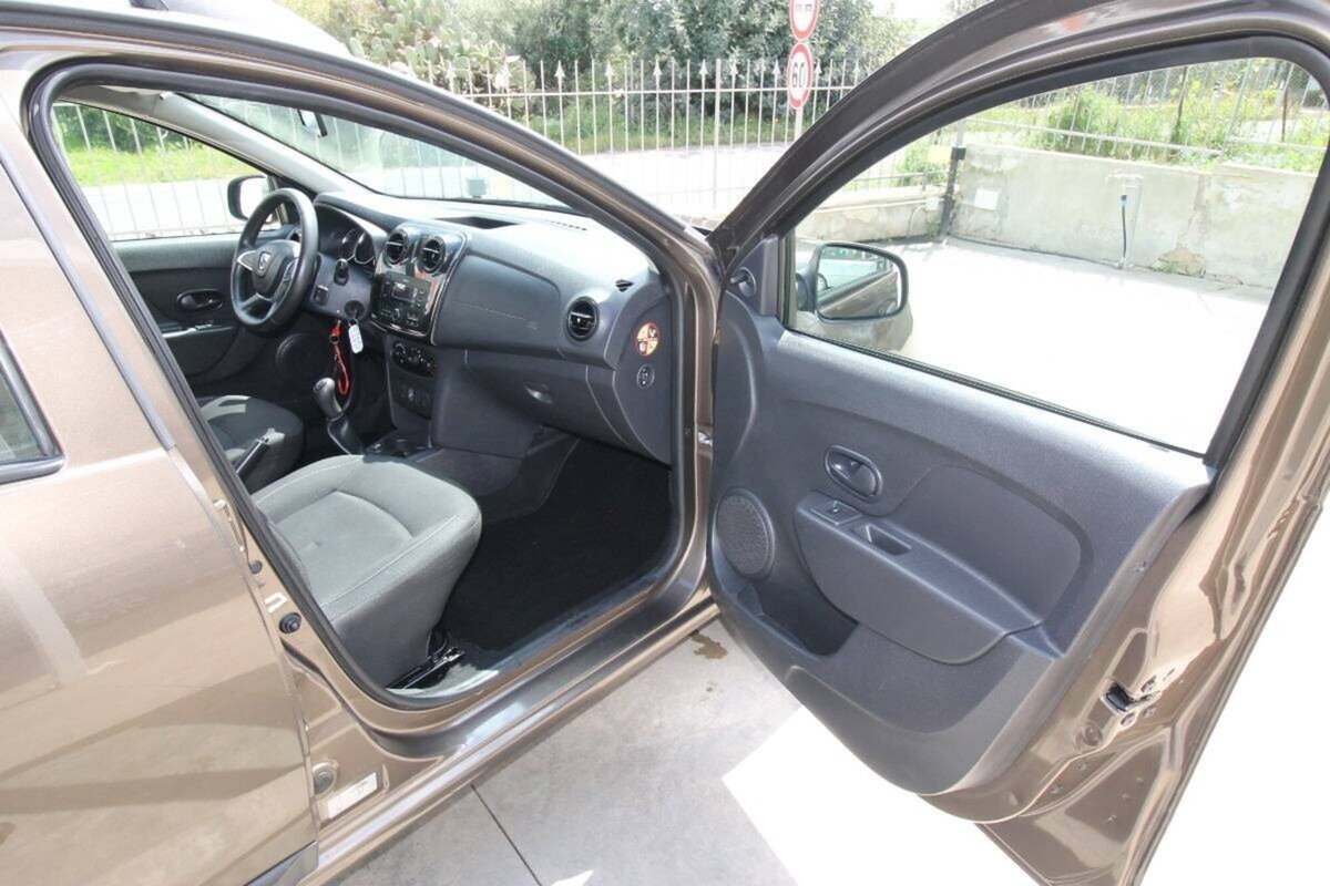 Dacia Logan MCV 0.9 TCe 12V 90CV TurboGPL Start&Stop Comfort (16)
