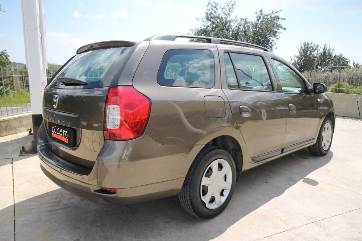 Dacia Logan MCV 0.9 TCe 12V 90CV TurboGPL Start&Stop Comfort (6)