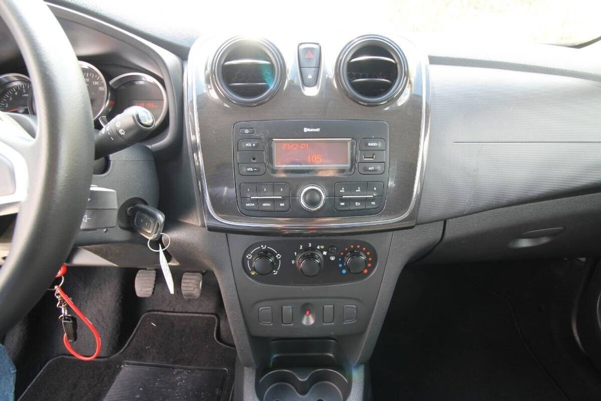 Dacia Logan MCV 0.9 TCe 12V 90CV TurboGPL Start&Stop Comfort (9)