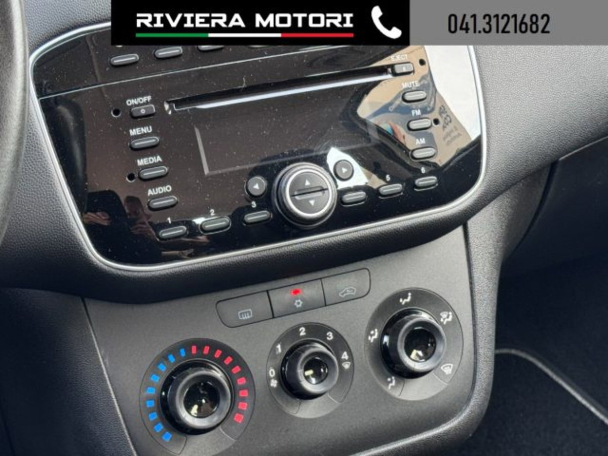 Fiat Punto 1.3 MJT II S&S 85 CV 5 porte ECO Lounge (6)