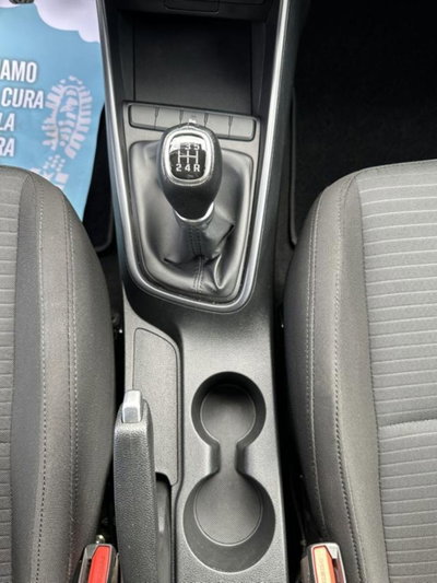Hyundai i20 1.2 mpi Connectline mt (12)