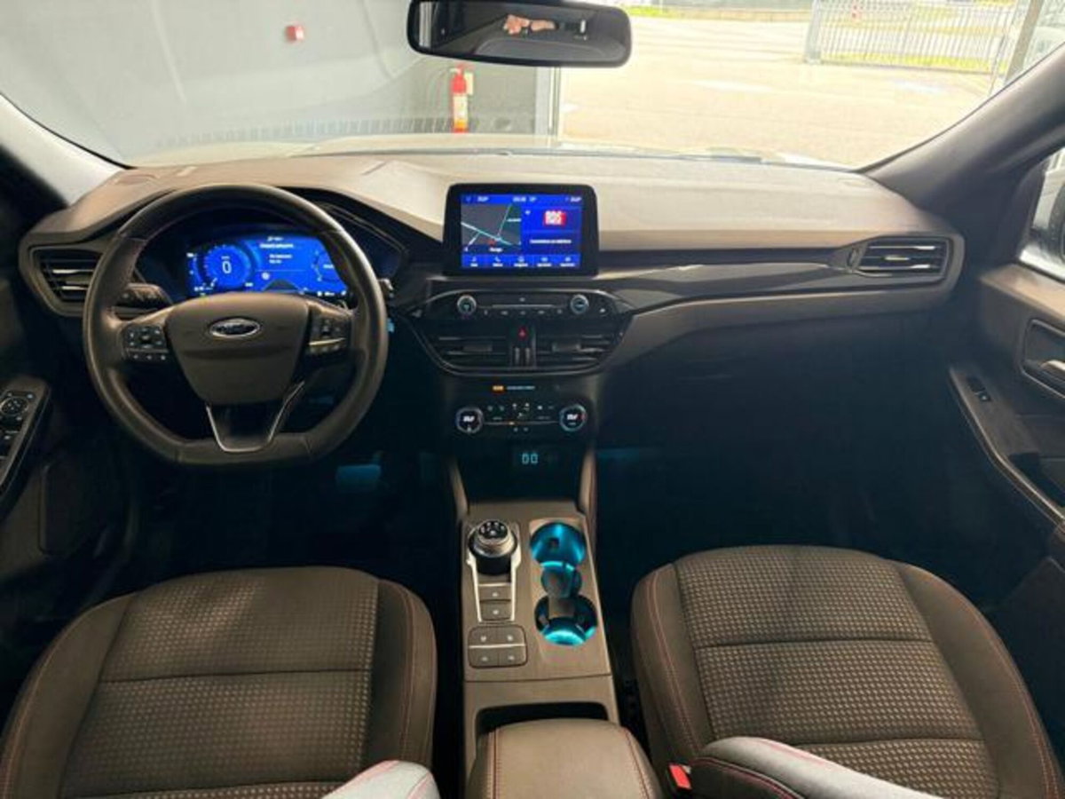 Ford Kuga 1.5 EcoBlue 120 CV aut. 2WD ST-Line X Design (10)